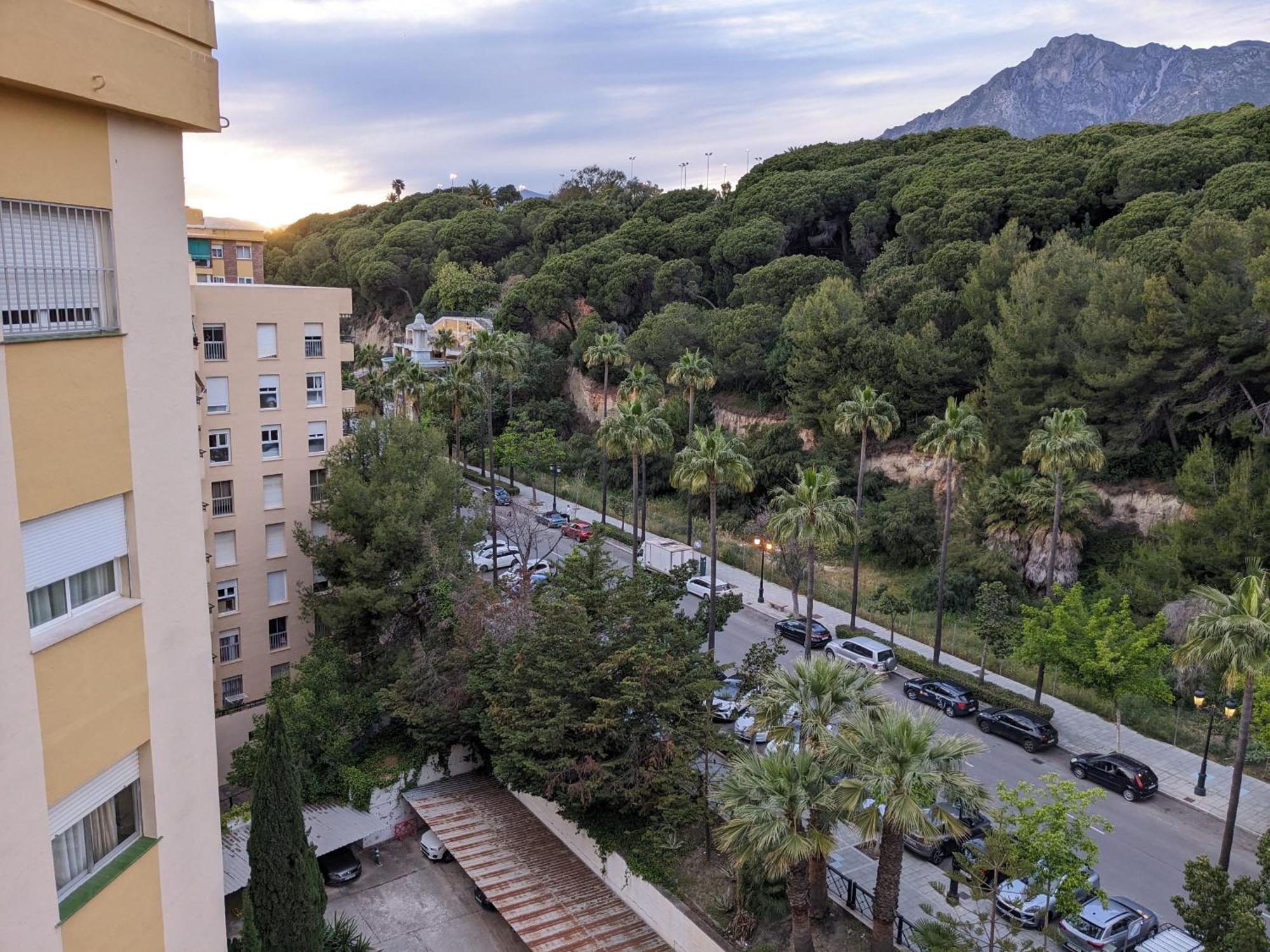 Apartamentos Con Vistas Y Terraza En Marbella Esterno foto