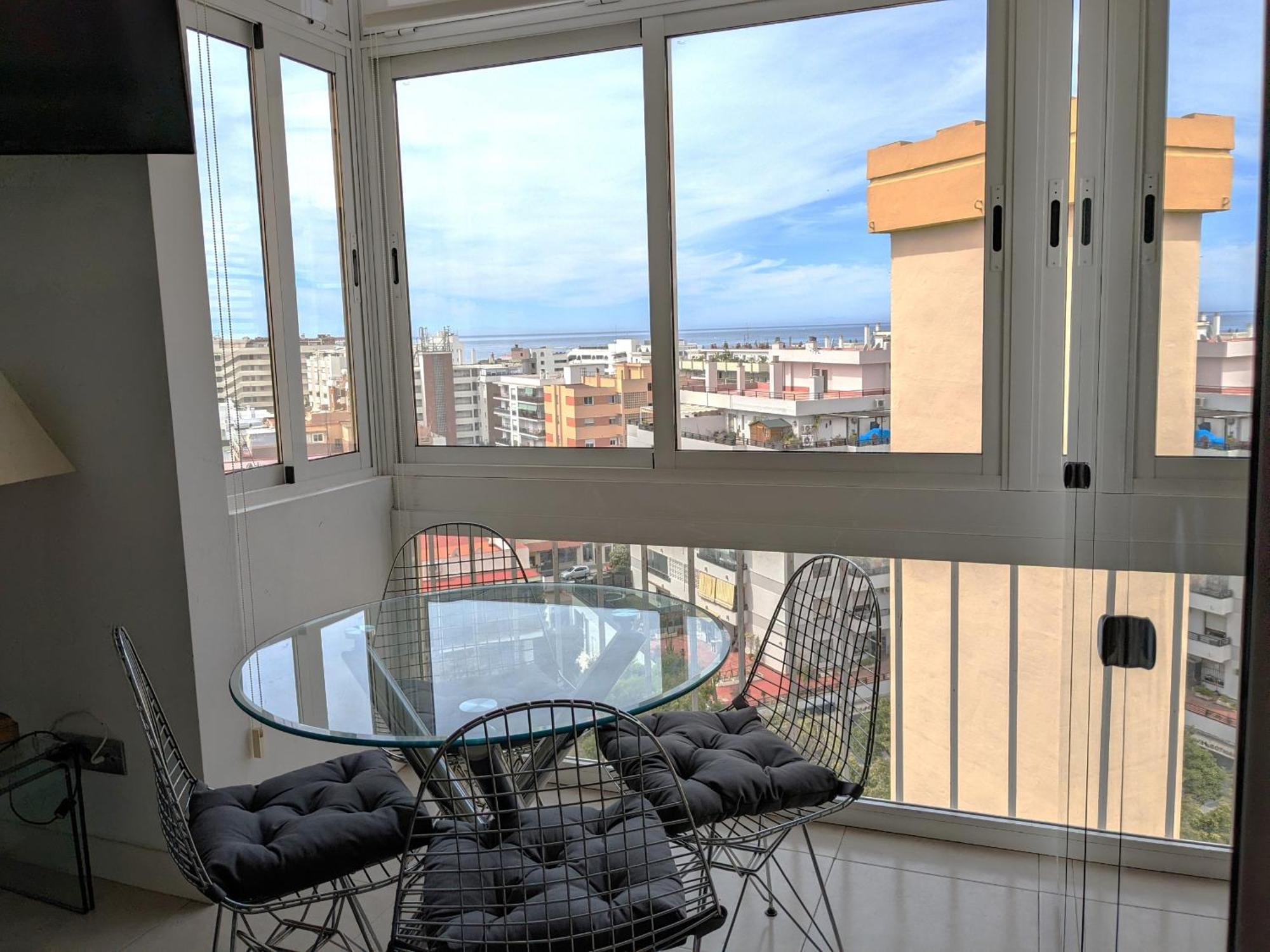 Apartamentos Con Vistas Y Terraza En Marbella Esterno foto