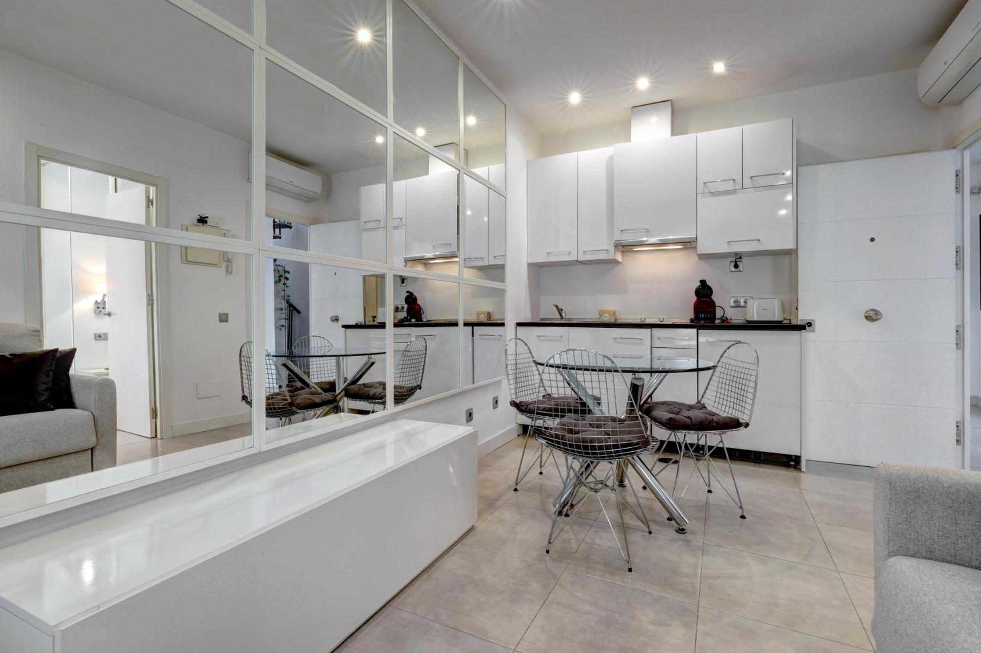Apartamentos Con Vistas Y Terraza En Marbella Esterno foto