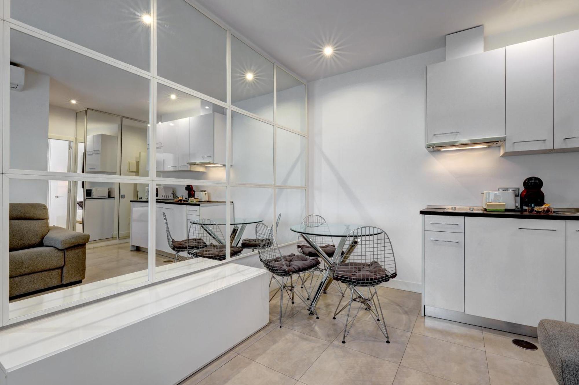 Apartamentos Con Vistas Y Terraza En Marbella Esterno foto