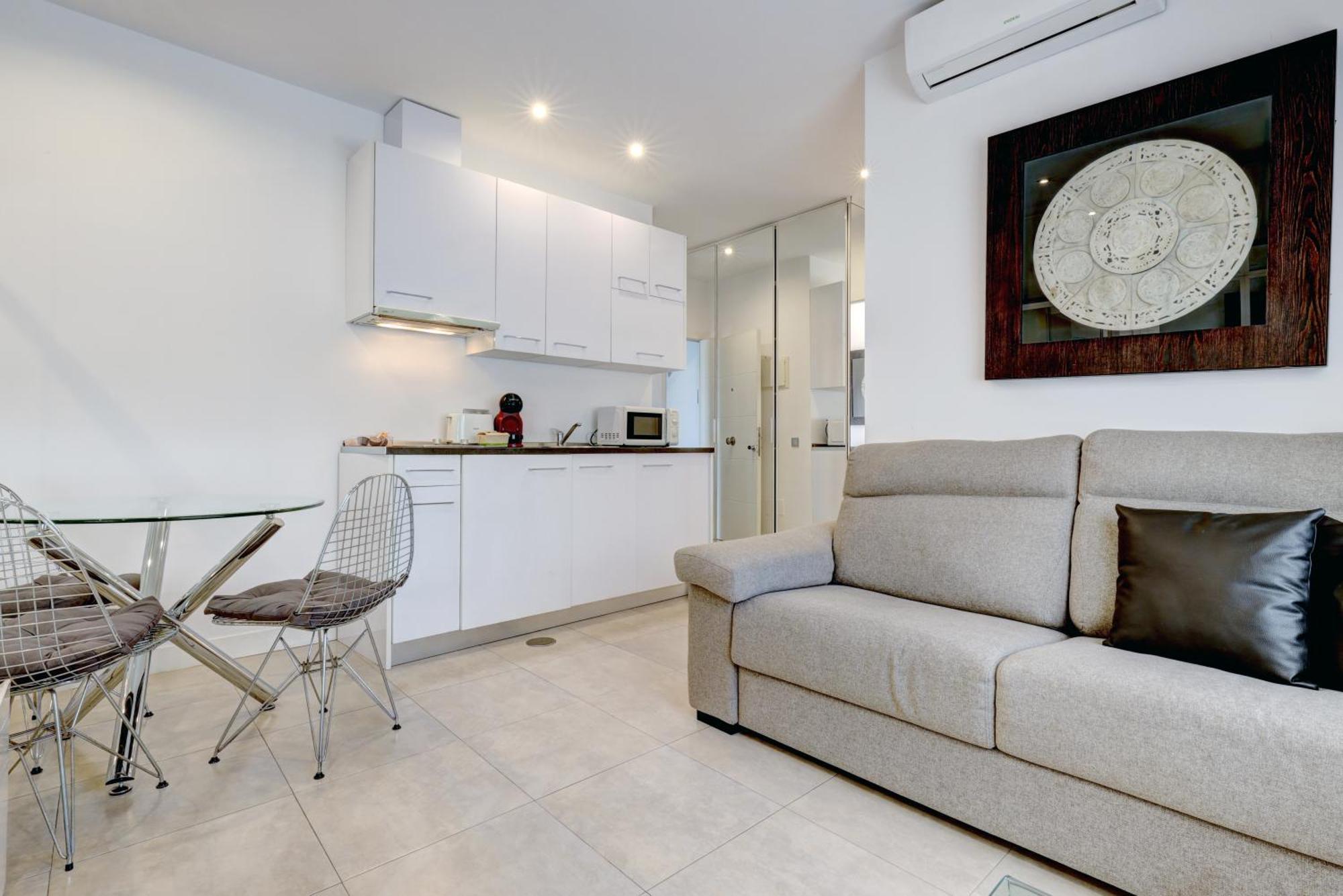 Apartamentos Con Vistas Y Terraza En Marbella Esterno foto