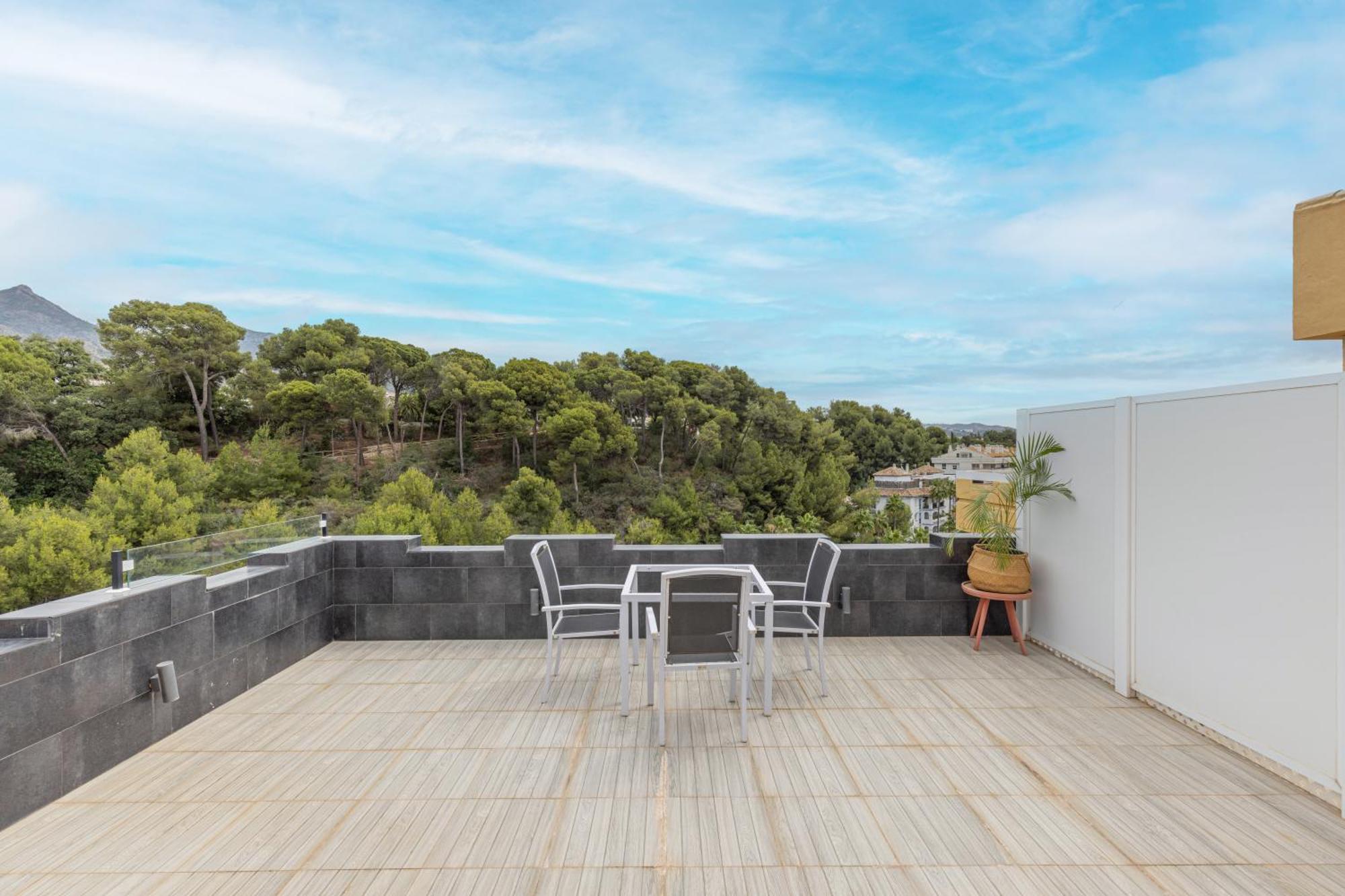 Apartamentos Con Vistas Y Terraza En Marbella Esterno foto